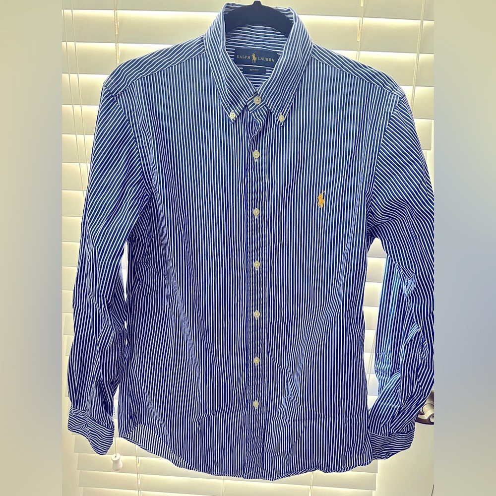 Polo by Ralph Lauren Men’s Medium Slim Fit Shirt